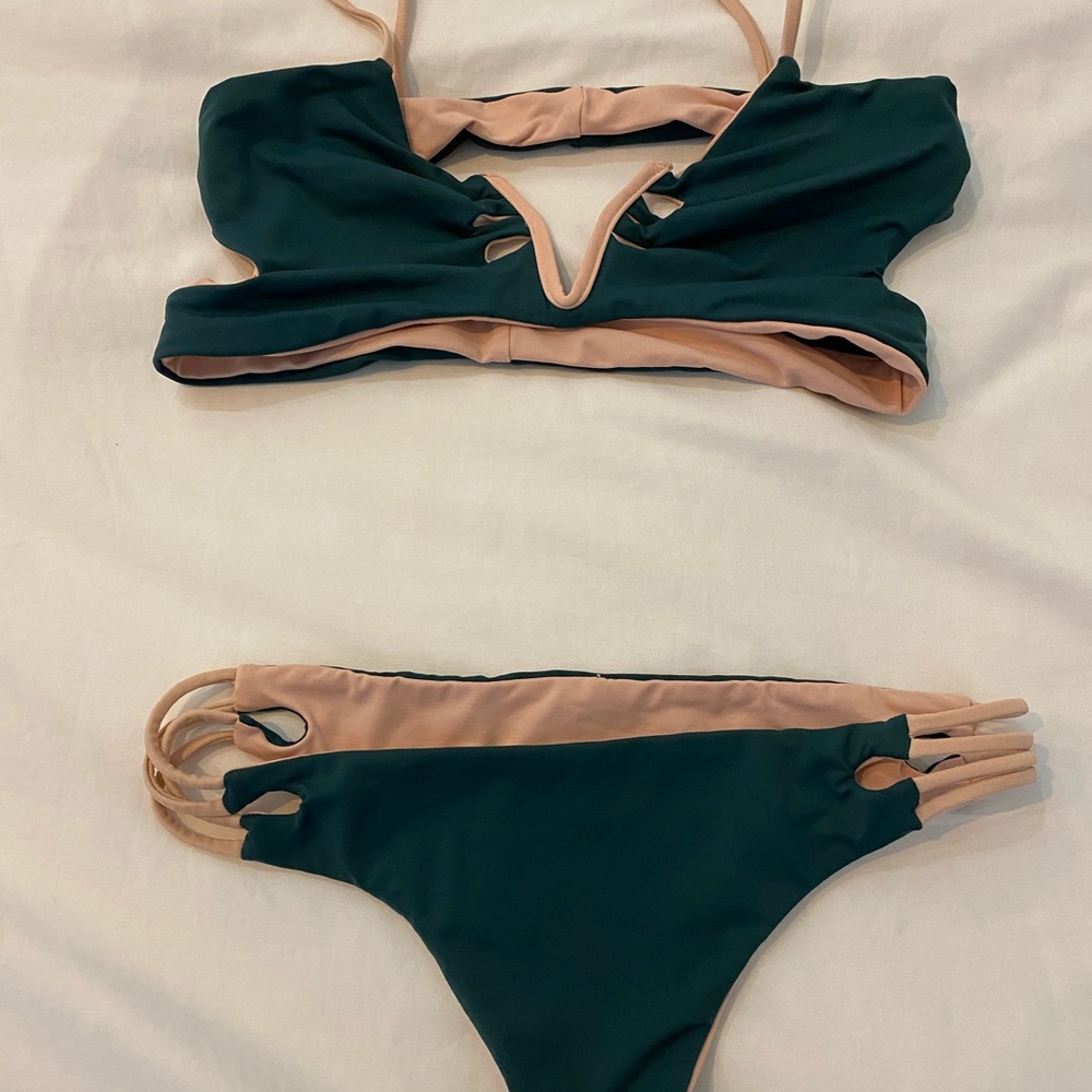 Koa Reversible Bikini Gem